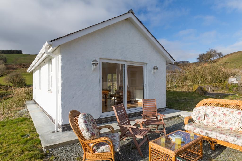 Merlin Cottages Llandovery Room photo